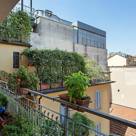 Rentopolis Poliziano 13 - Fiera Apartment *